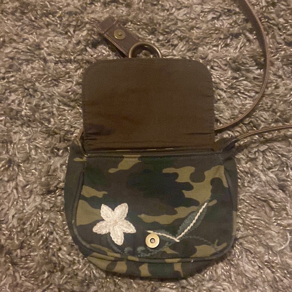 Small Billabong Purse - Picture 3 of 3